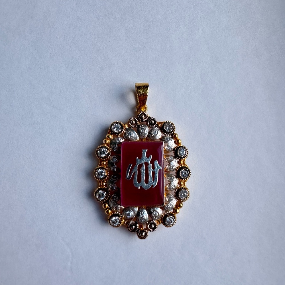 Elegant Gold and Pink Pendant